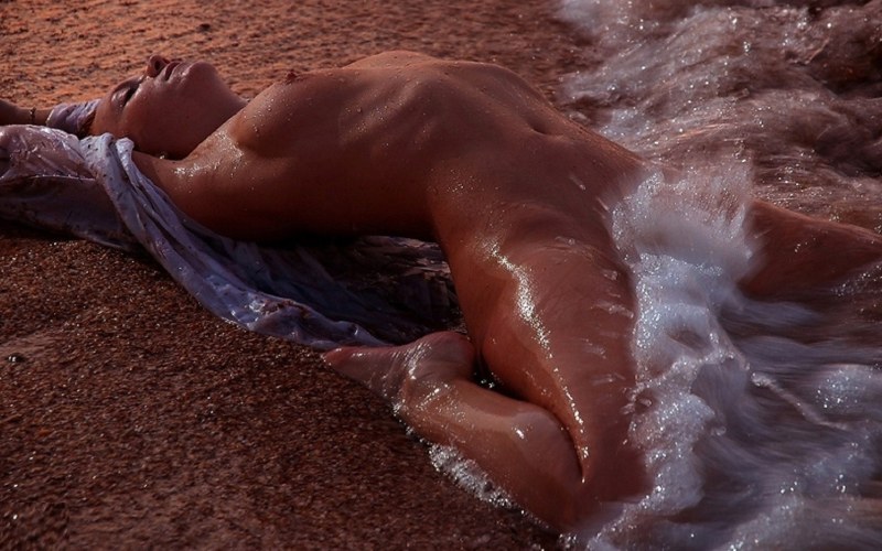 Фильм deux enfoires a Saint-Tropez