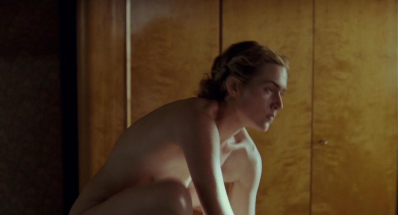 Голая Кейт Уинслет в фильме "чтец", 2008