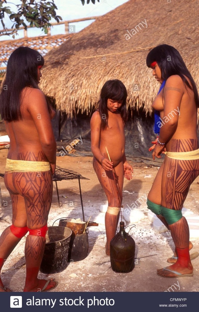Индейцы с реки Xingu Бразилия