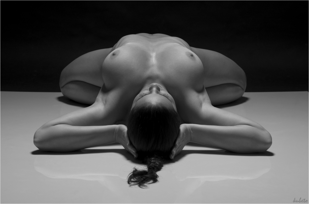 Йоге Art nude