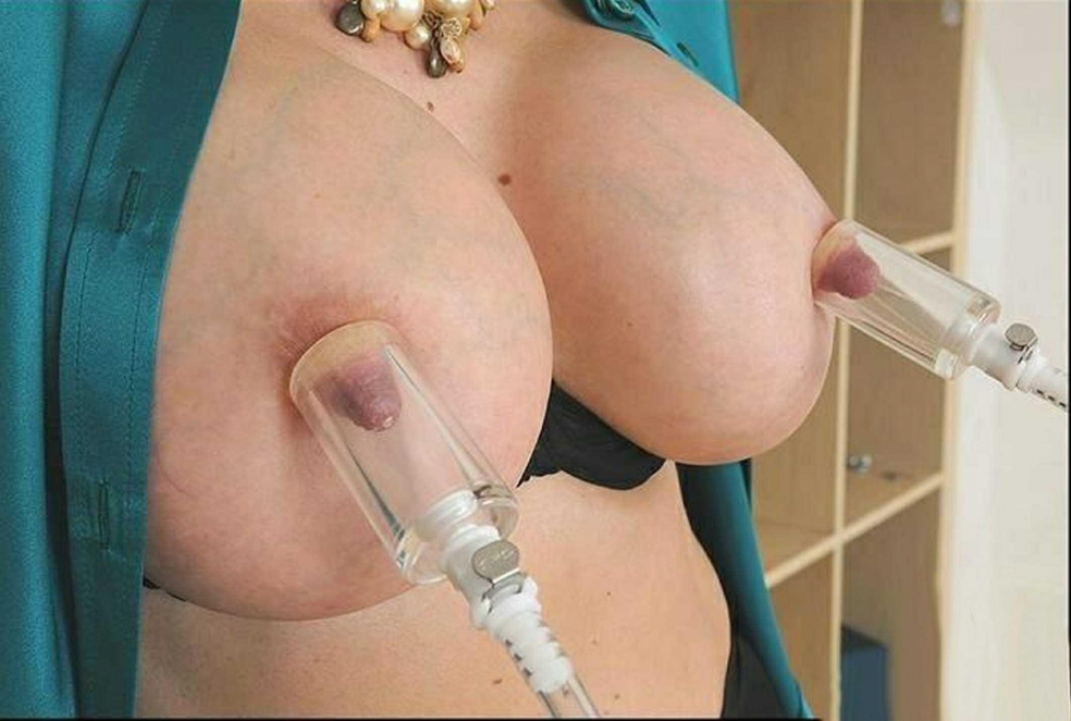 Азиатские школьницы с большими сиськами