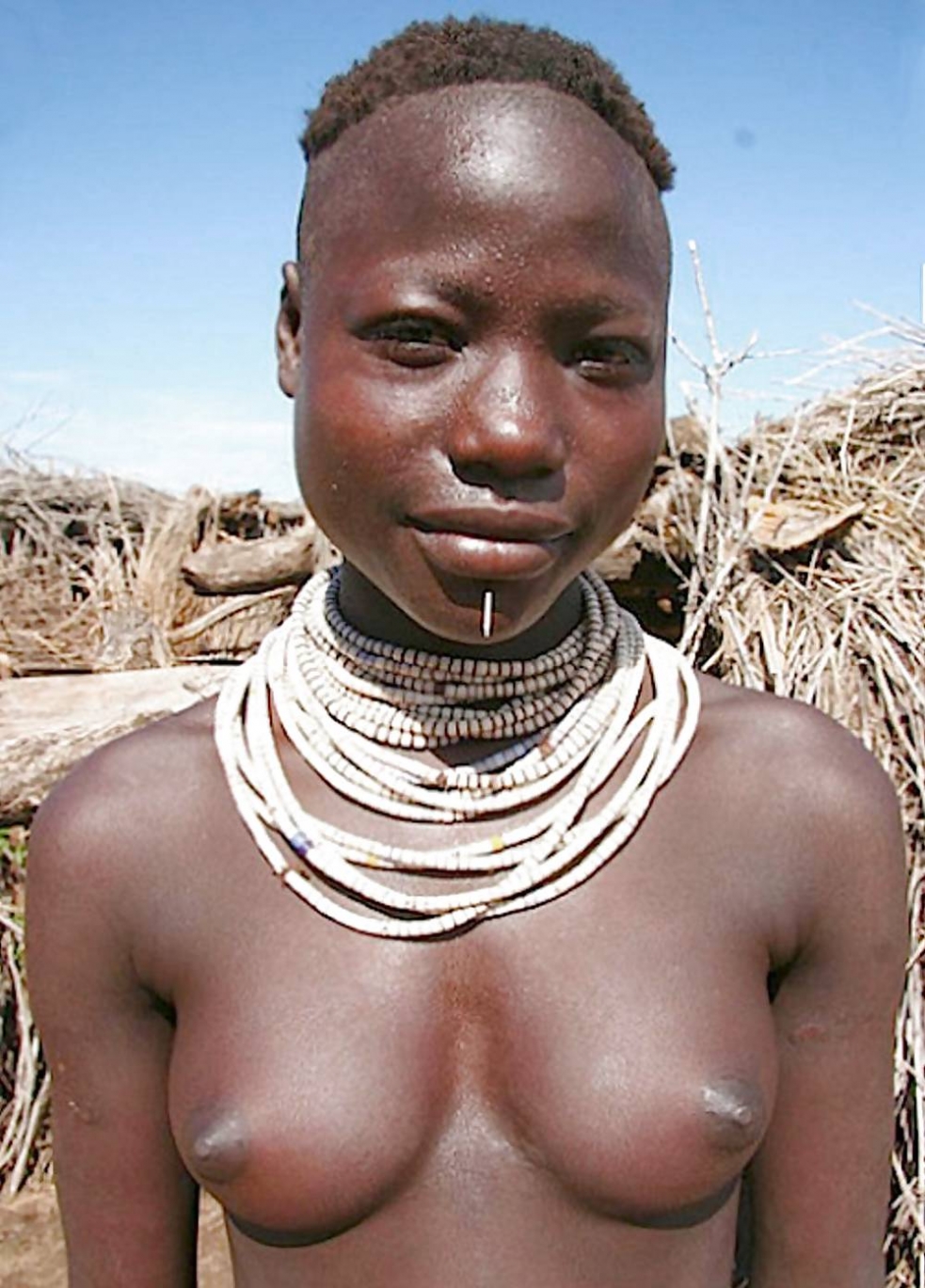 грудь женщин из племени фото 115