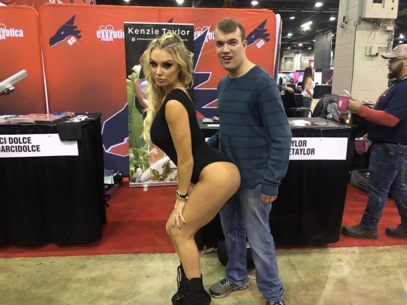Womenlover007 Exxxotica