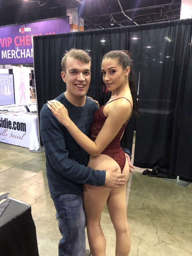 Womenlover007 Exxxotica