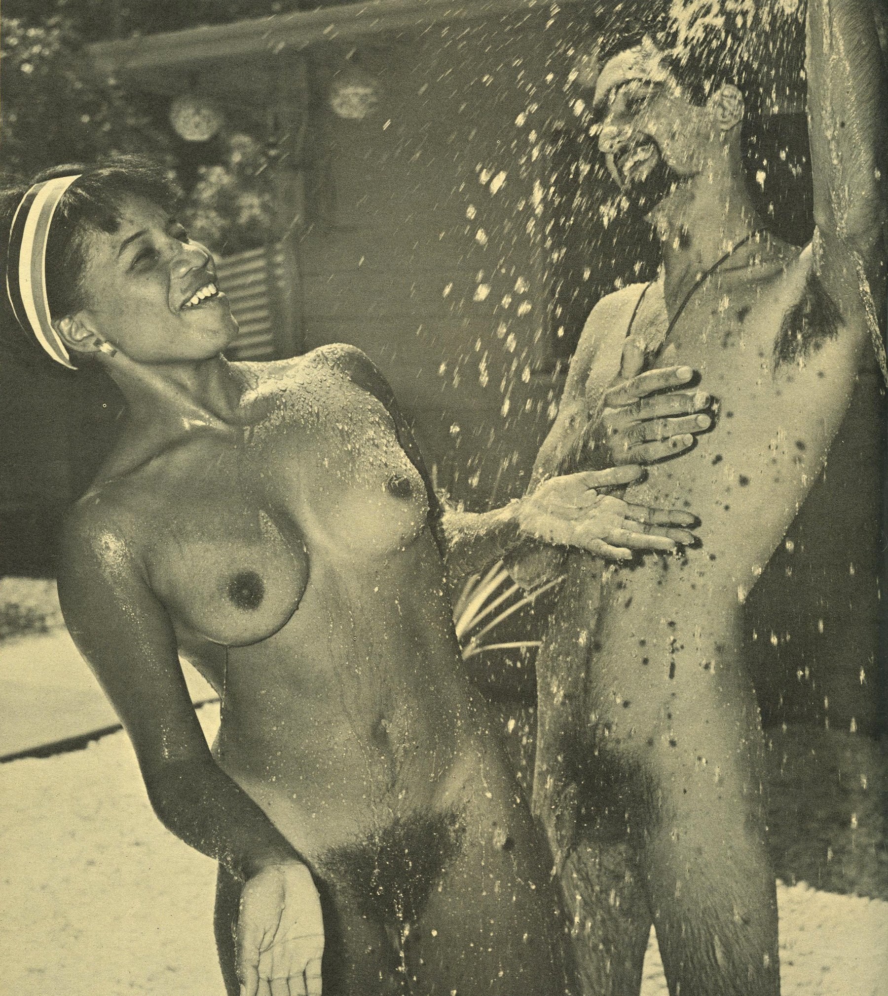 голые волосатые женщины в бане ретро - ero-foto.fun