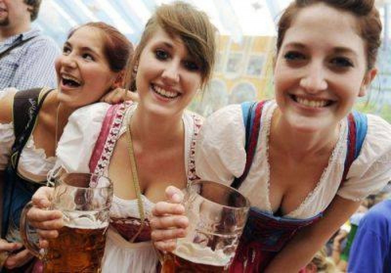 Alison Angel Dirndl