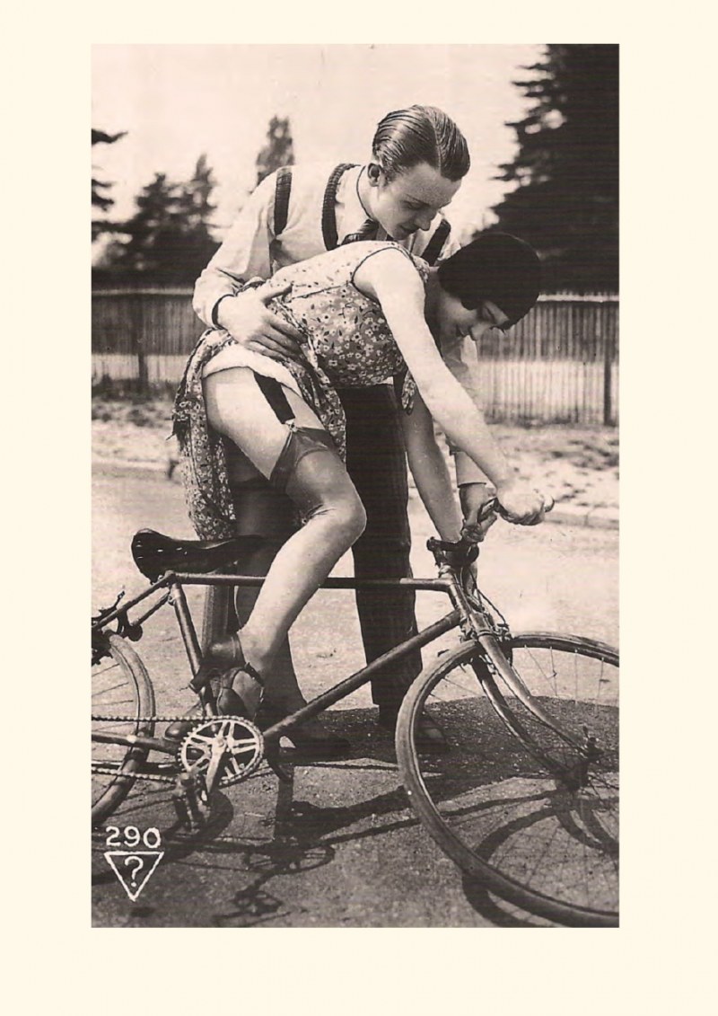 эротика на ретро велосипеде фото 65
