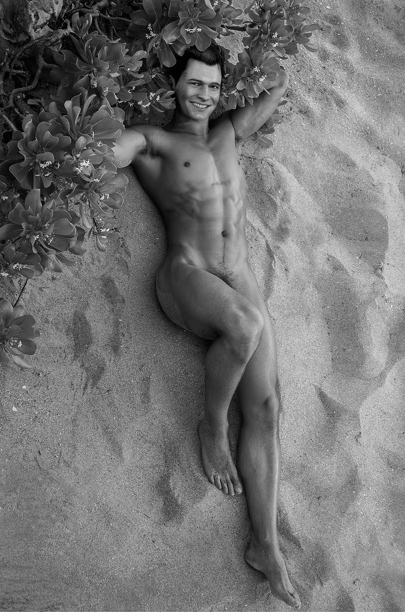 Голая мужская фотосессия