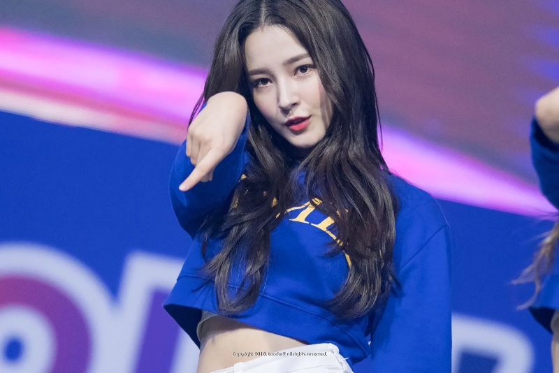Nancy MOMOLAND фотосессия