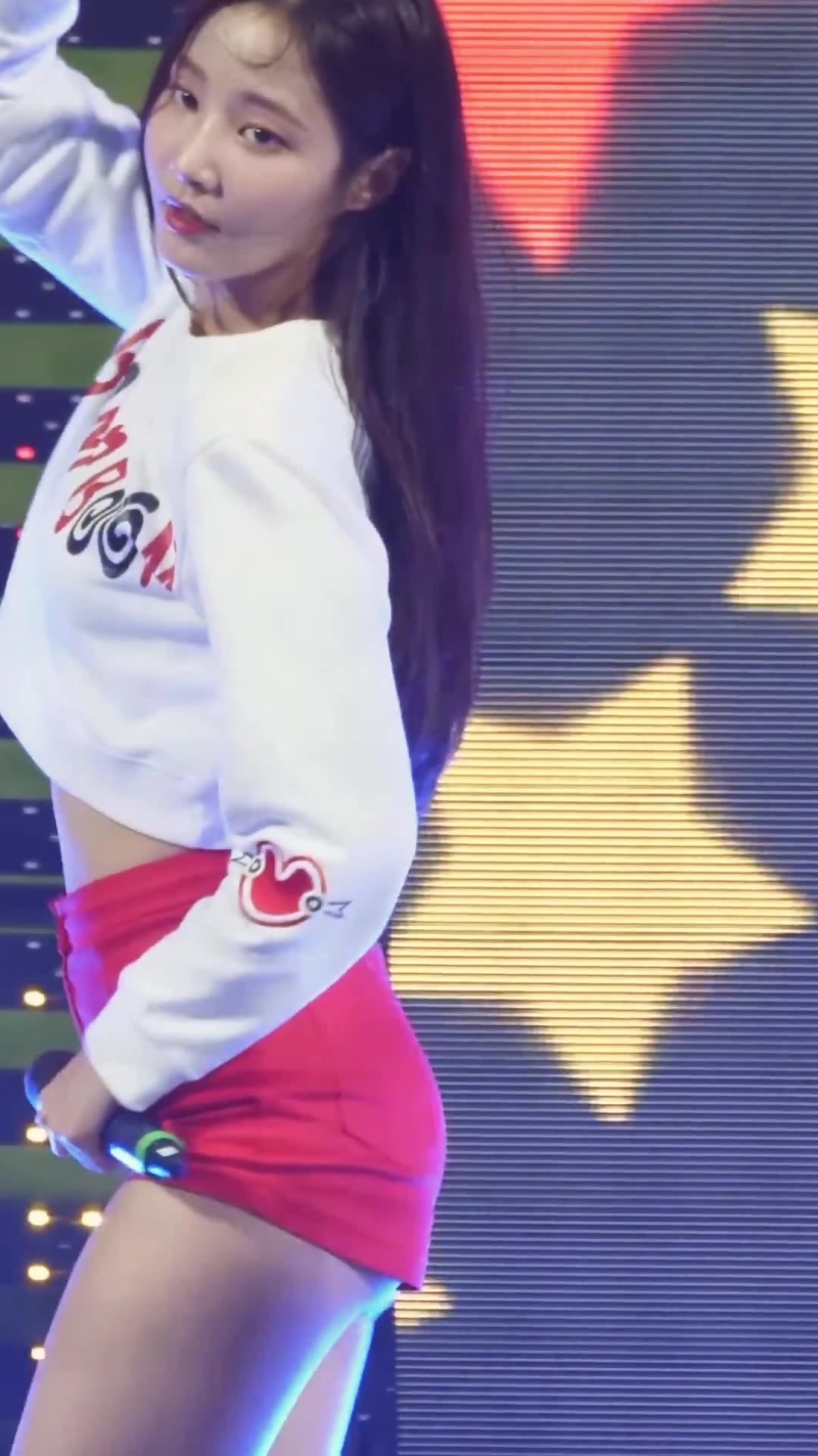 Nancy MOMOLAND 2021