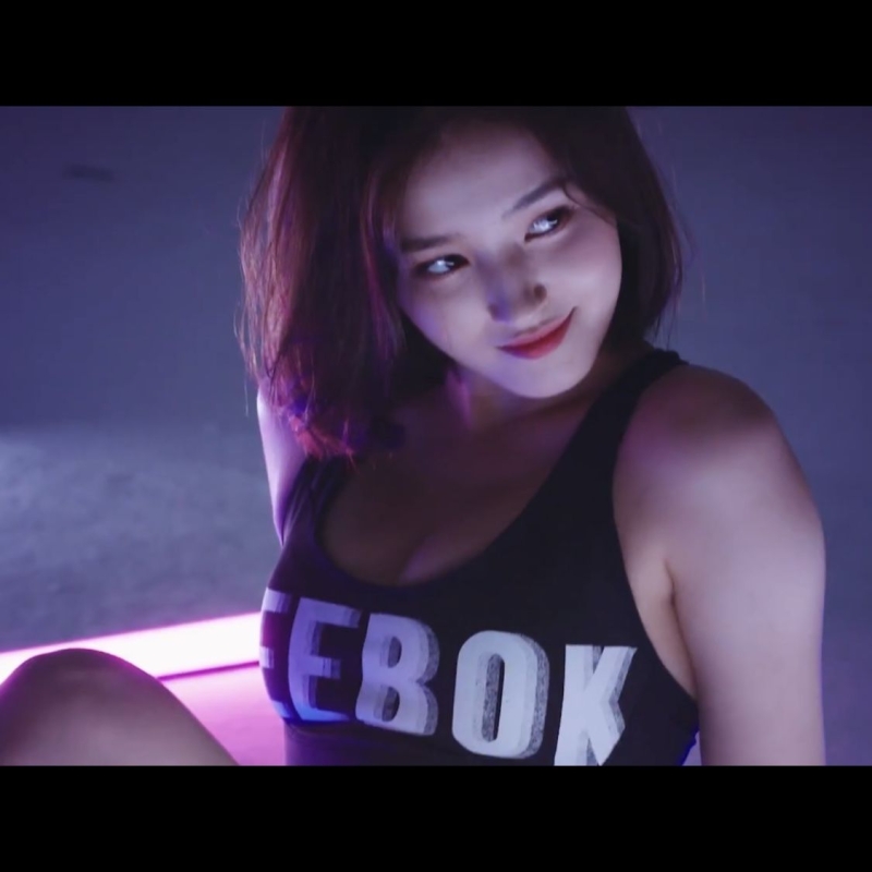 Ким ТЭ ха MOMOLAND