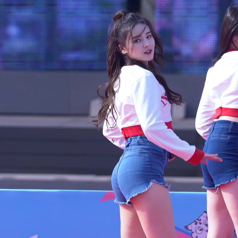 Нэнси MOMOLAND слив