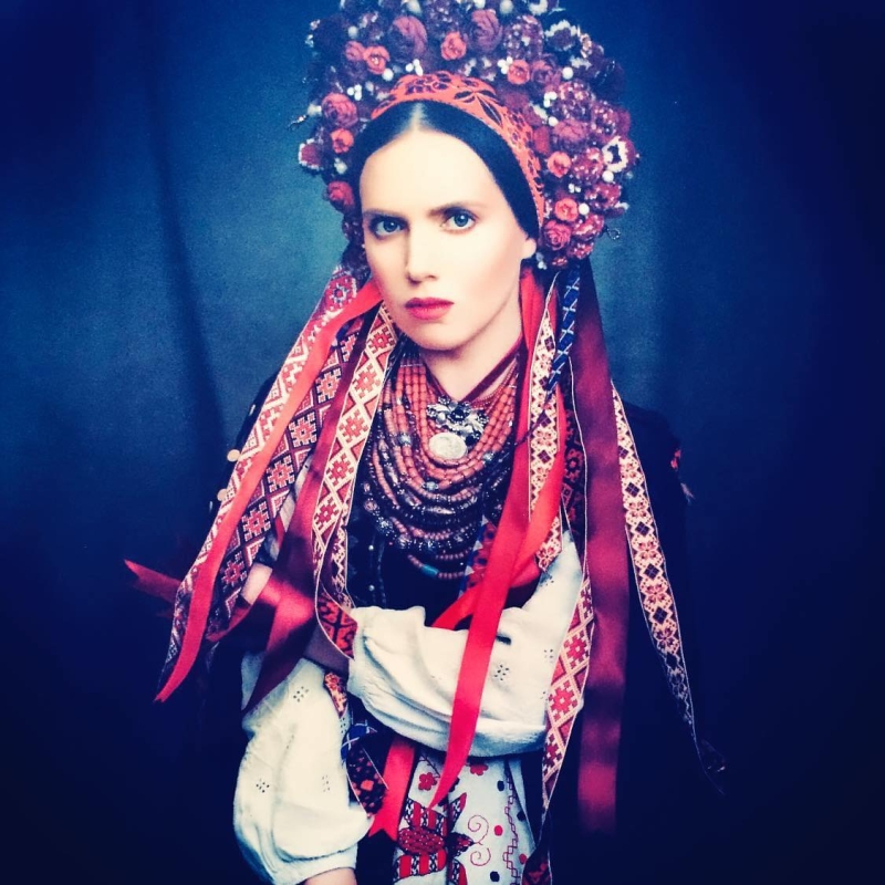 Янина Соколова журналист Украина в купальнике
