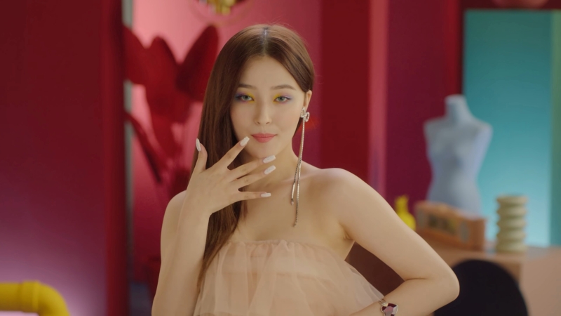 MOMOLAND Nancy leaked photo