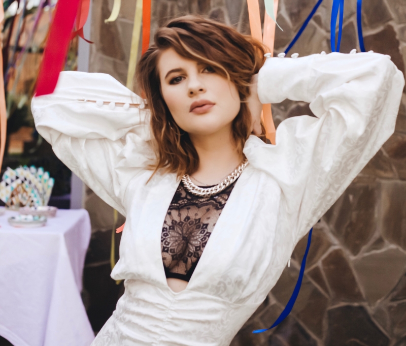 Анна Цуканова feet