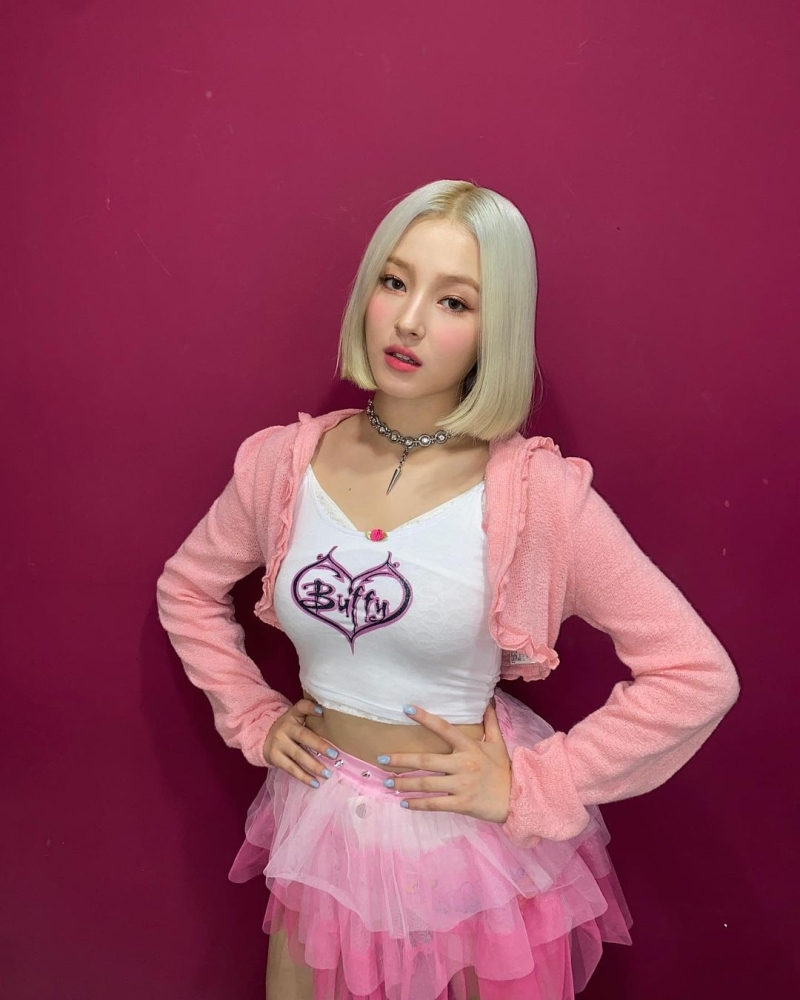 Нэнси из MOMOLAND