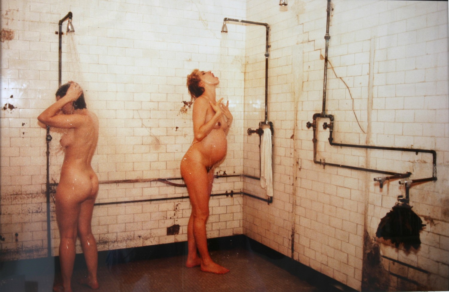 женские тюрьмы ретро эротика фото 39