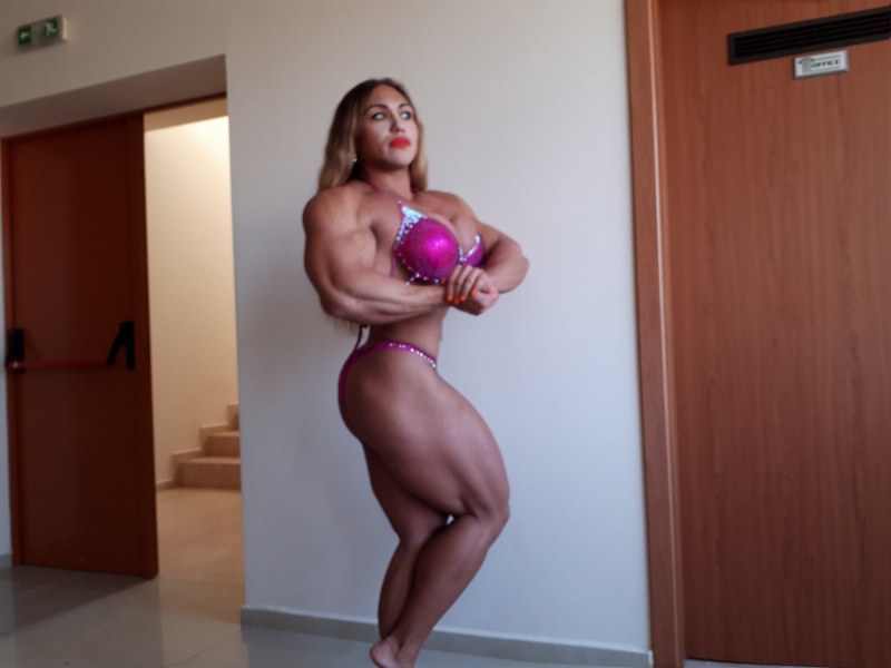 Мелисса Деттвилер Melissa Dettwiller ню