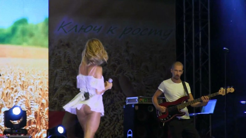 Эротика. Порно.голая певица Глюкоза.