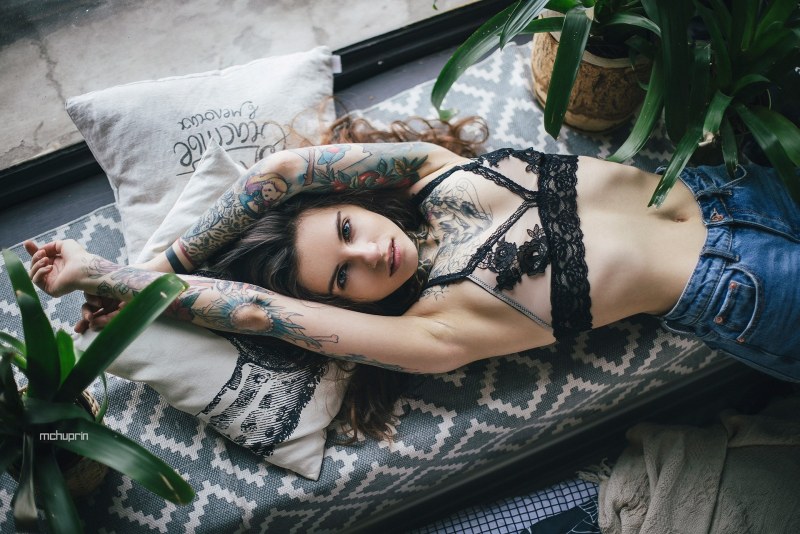 Nasrin Белинда