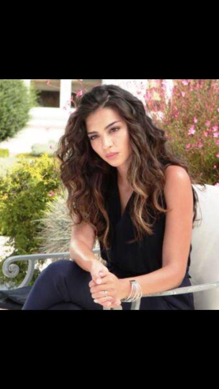 Melis Sezen в Нижнем белье