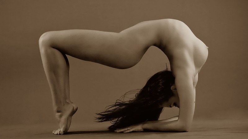 Alicia Sacramone - гимнастика ню