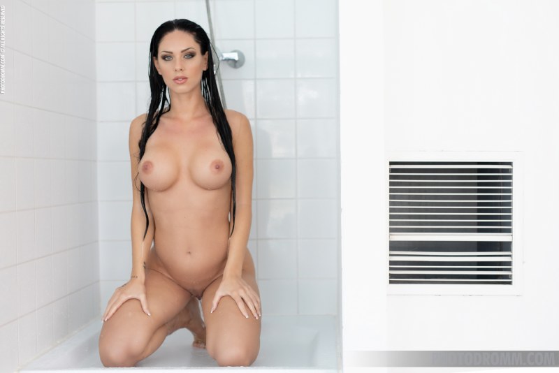 Promesita a in Surf girl by erotic Beauty