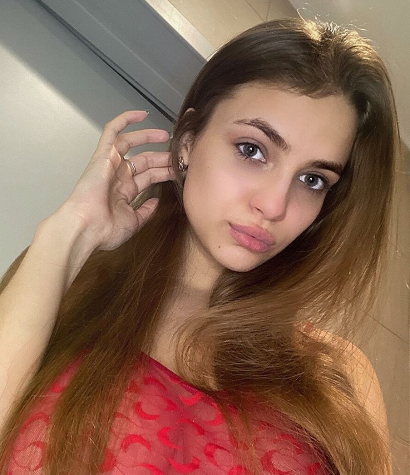 Mia Milano Vixen