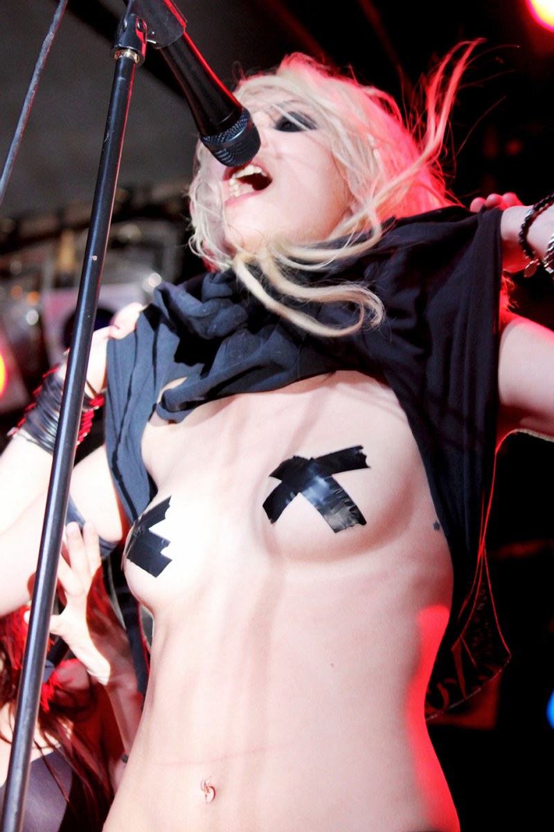 the pretty reckless фото голая