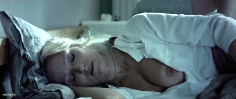 Голая Яна Троянова в сериале Ольга