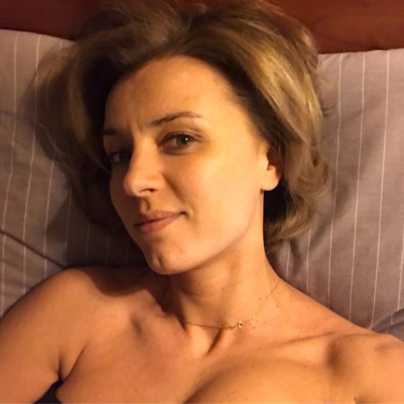 Ксения Алферова топлес