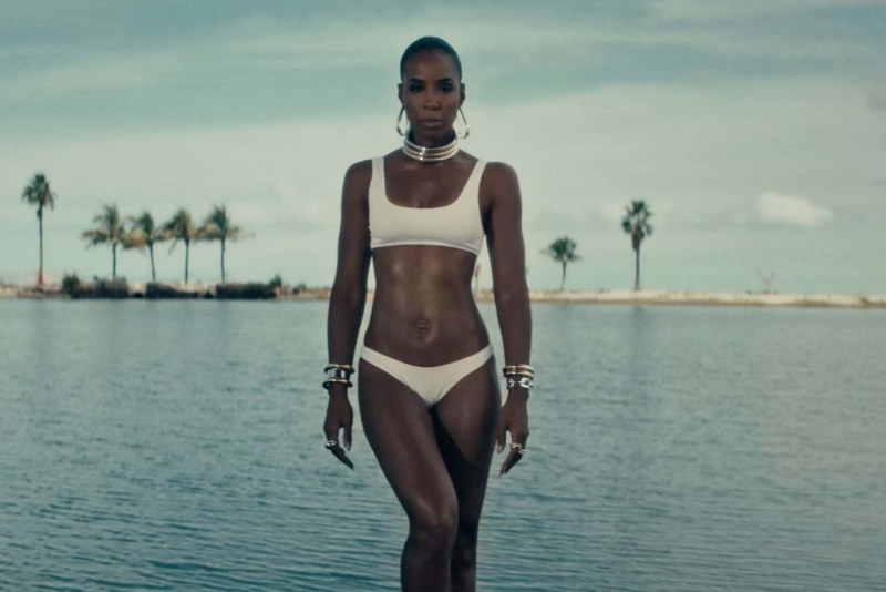 Певица Kelly Rowland соски