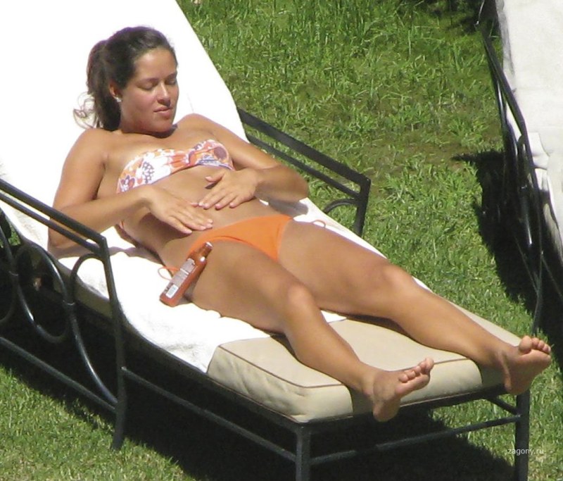 Ana Ivanovic в купальнике