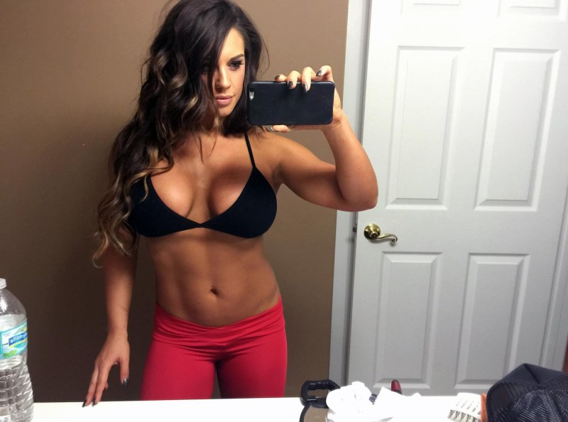 Julie-Kicklighter-1 the Fappening: back at it again!