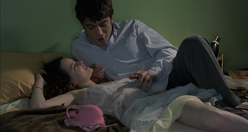 Моей сестре (à ma soeur!) – Катрин Брейя, 2001